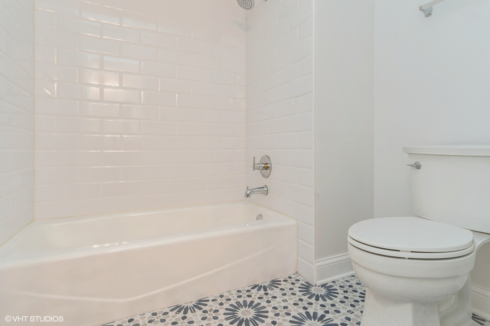 1311 Ada Lane, Naperville, IL 60540