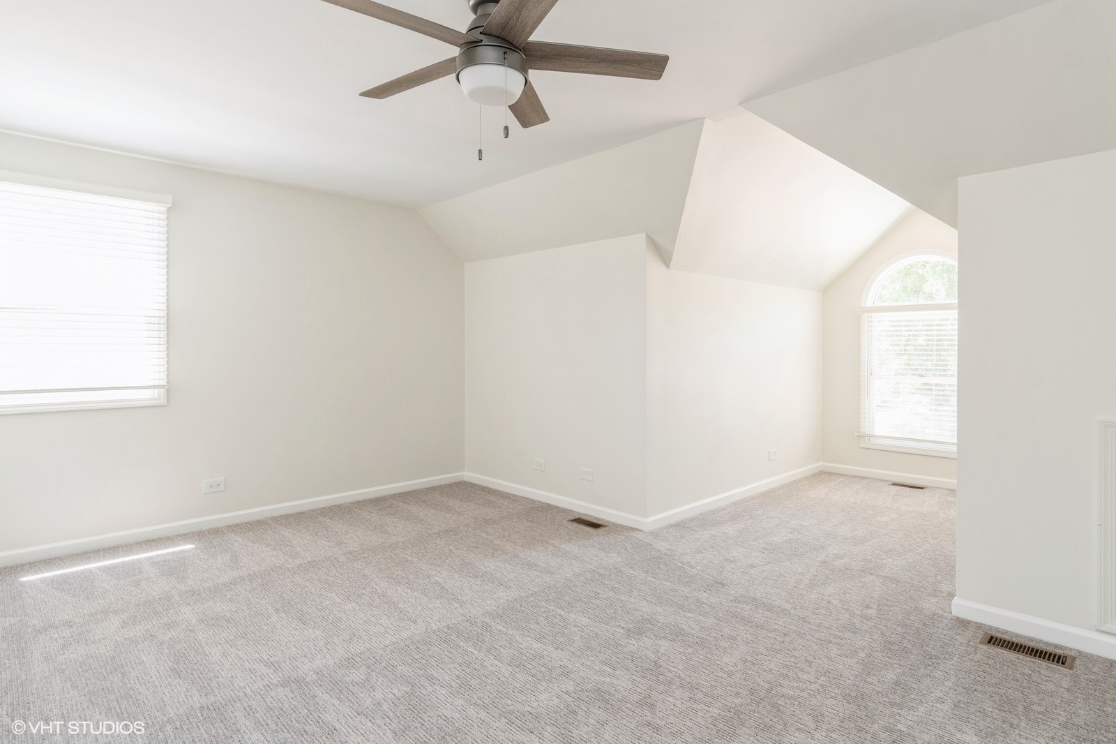 1311 Ada Lane, Naperville, IL 60540