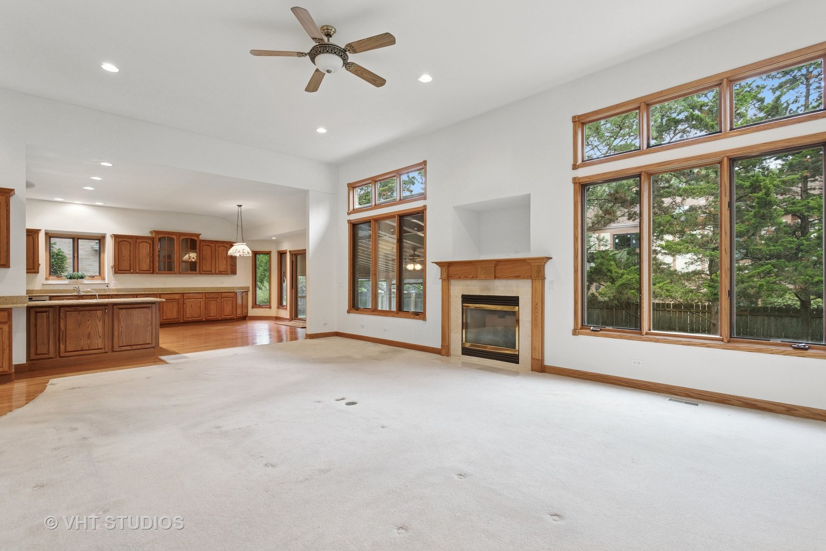3061 Rosebrook Circle, Westchester, IL 60154