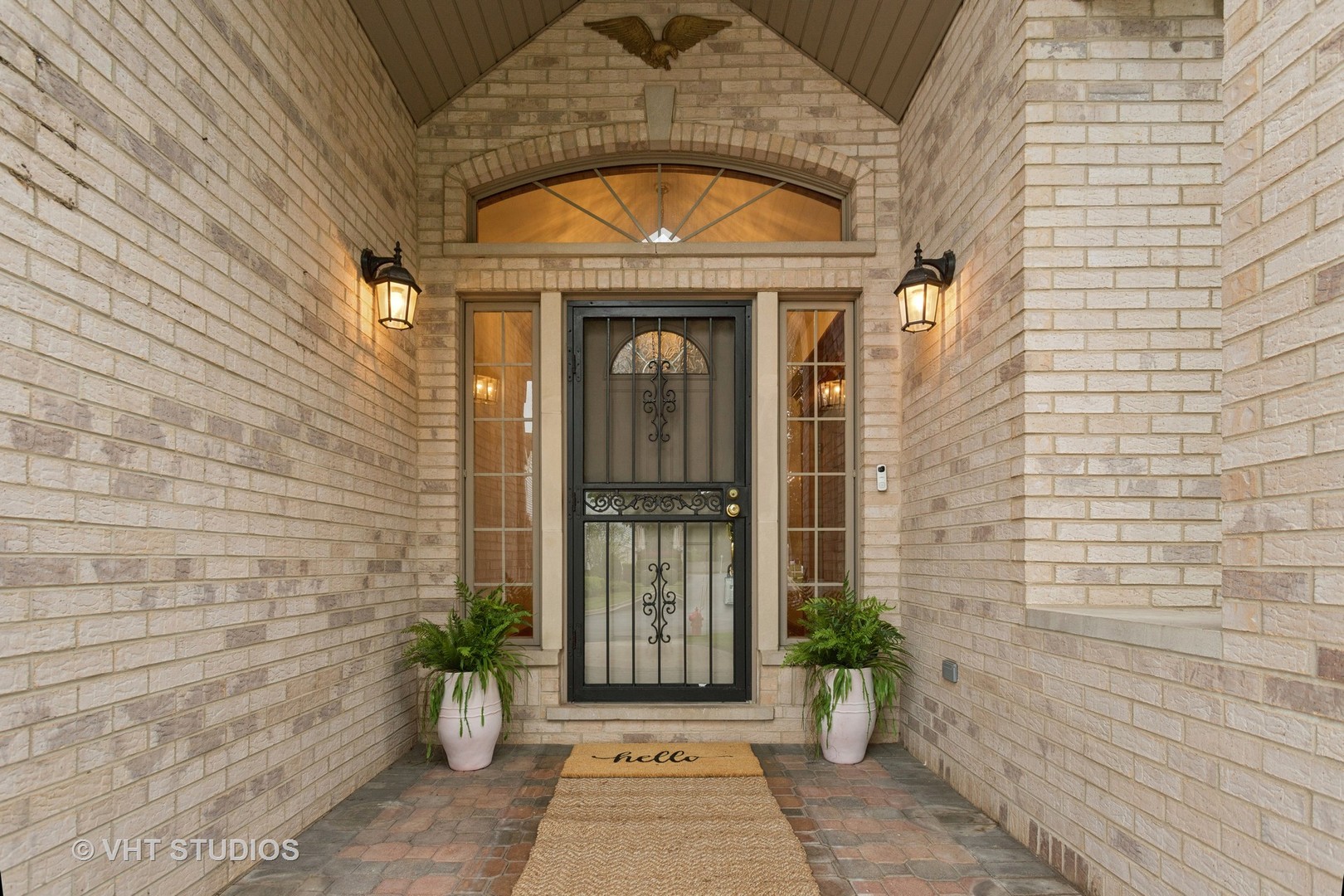 3061 Rosebrook Circle, Westchester, IL 60154