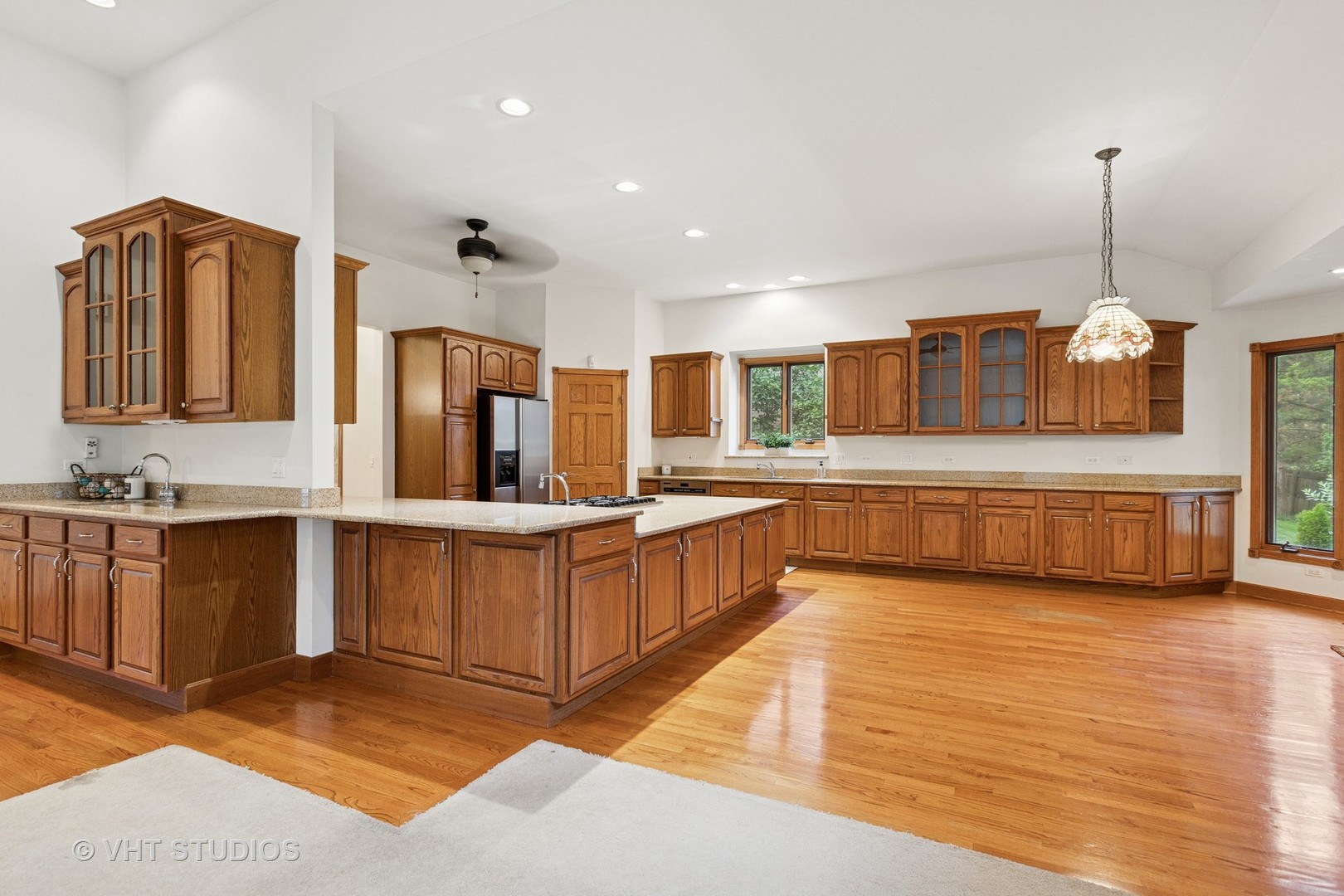 3061 Rosebrook Circle, Westchester, IL 60154