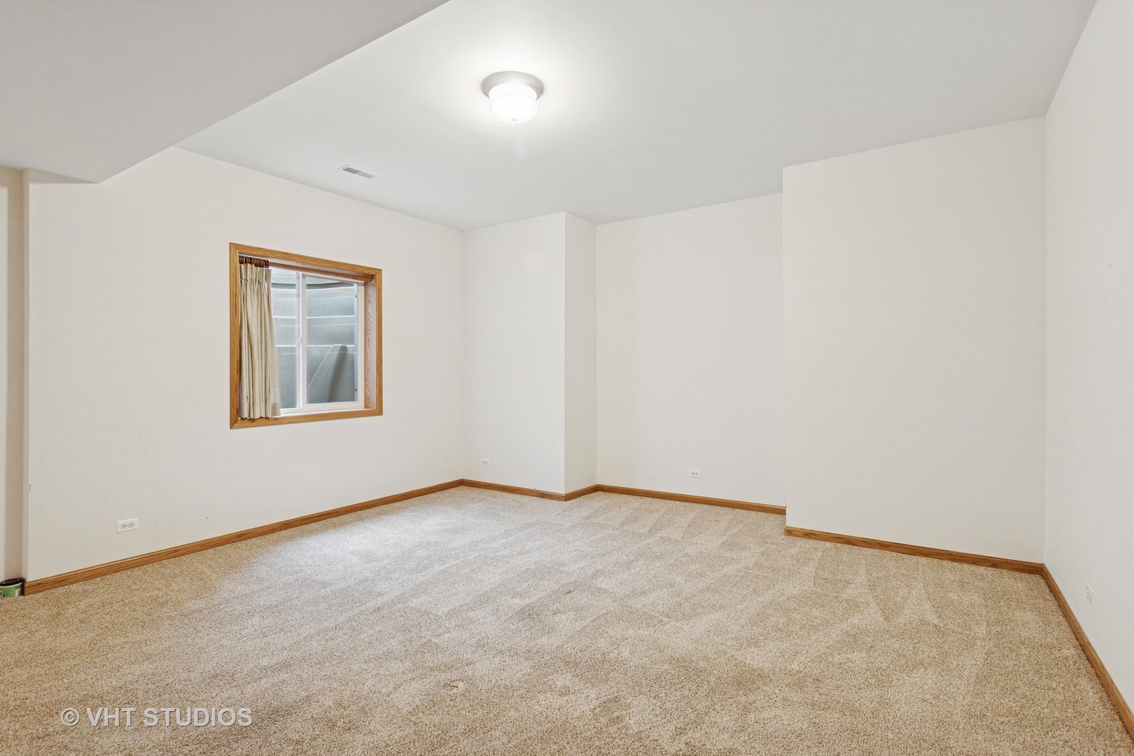 3061 Rosebrook Circle, Westchester, IL 60154