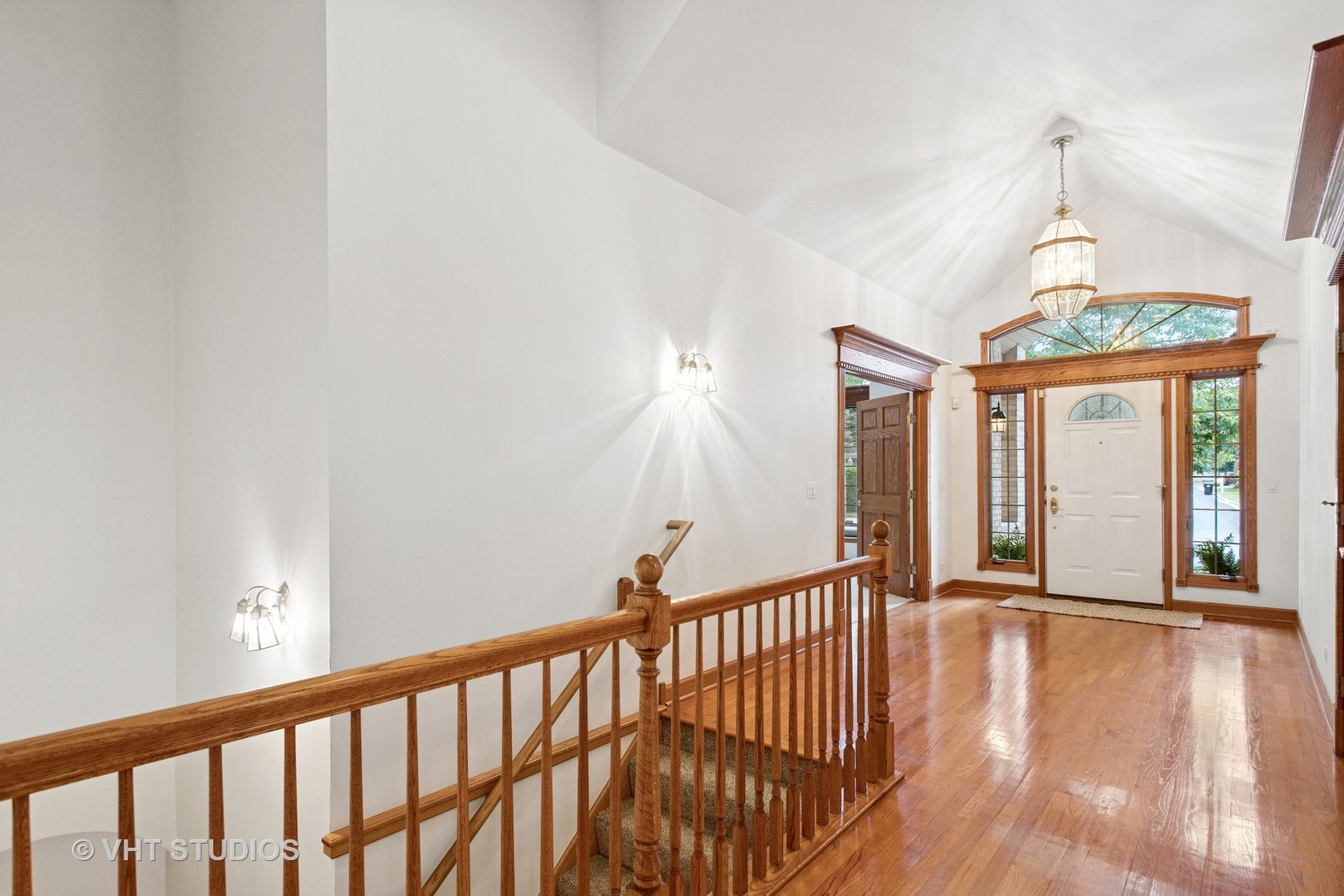 3061 Rosebrook Circle, Westchester, IL 60154