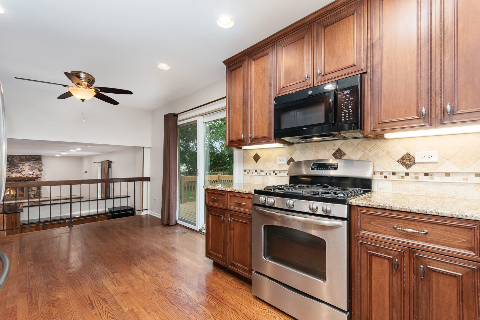 5 Swan Circle, Bolingbrook, IL 60440