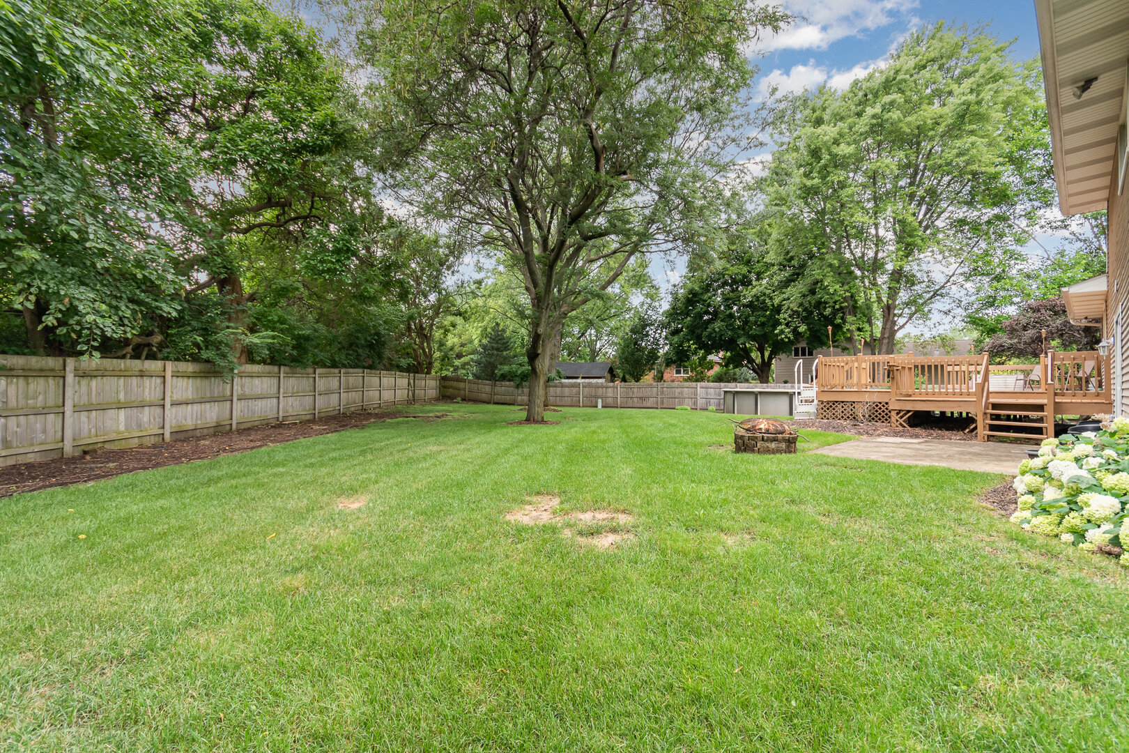 5 Swan Circle, Bolingbrook, IL 60440