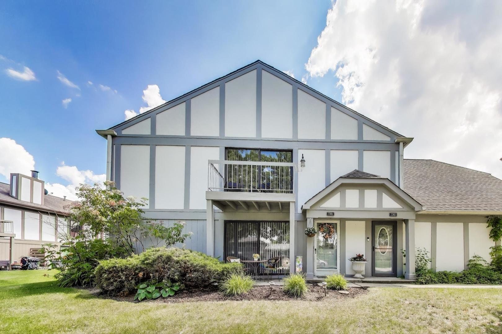 7301 Baybury Road #11-1, Downers Grove, IL 60516