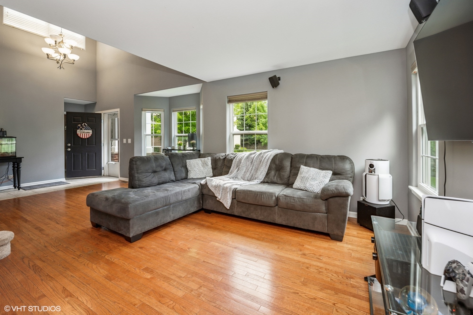 32403 N Mackinac Lane, Lakemoor, IL 60051