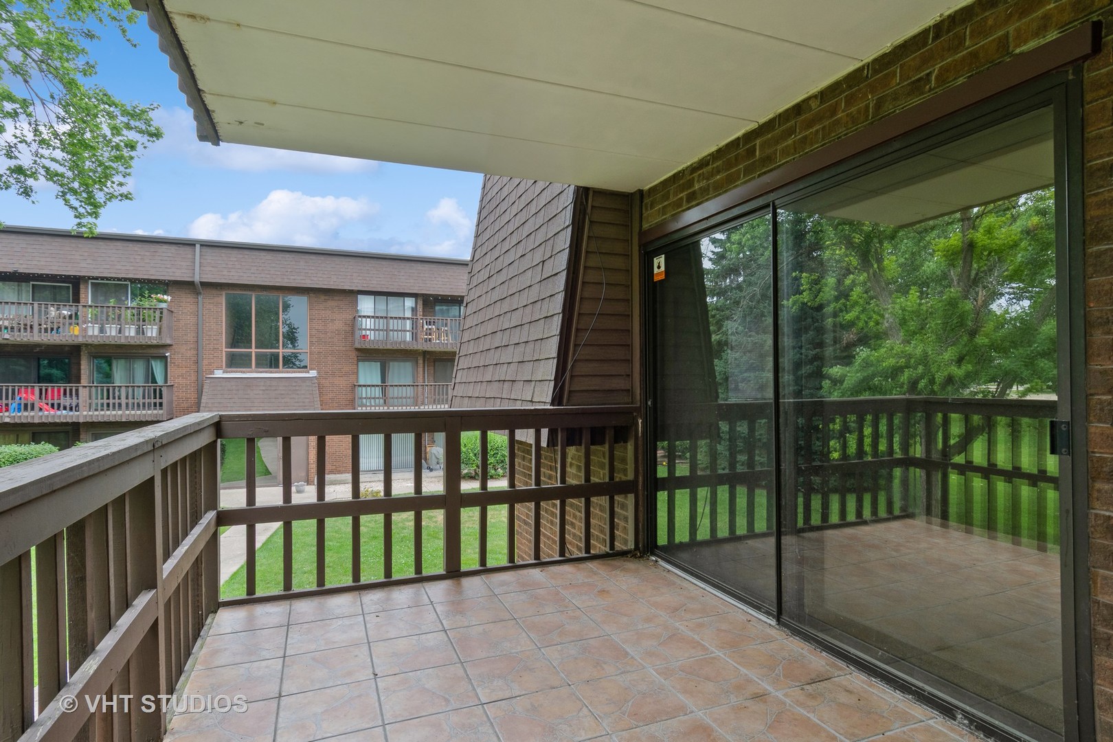 1620 Richmond Circle #207, Joliet, IL 60435