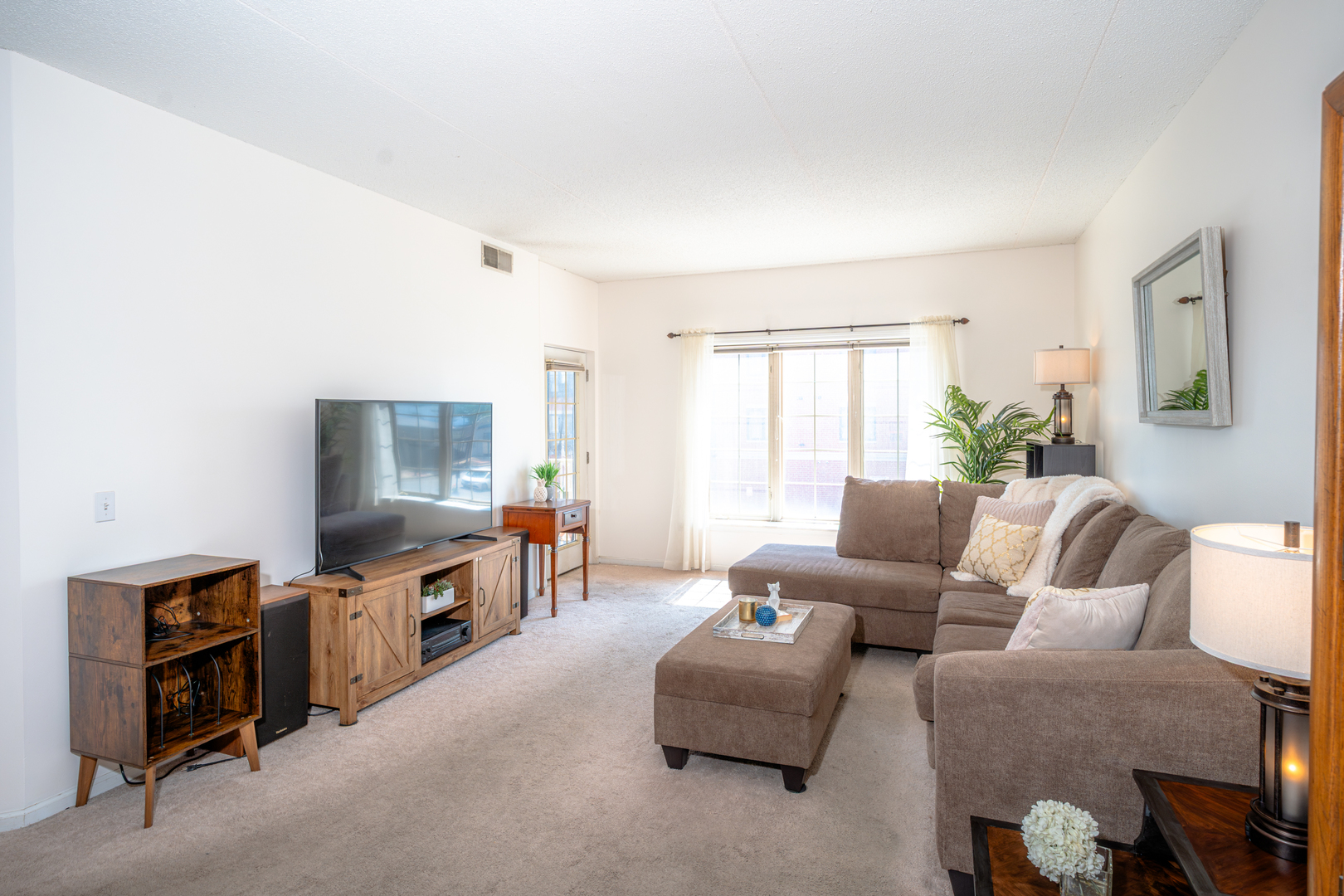 9670 Franklin Avenue #214, Franklin Park, IL 60131