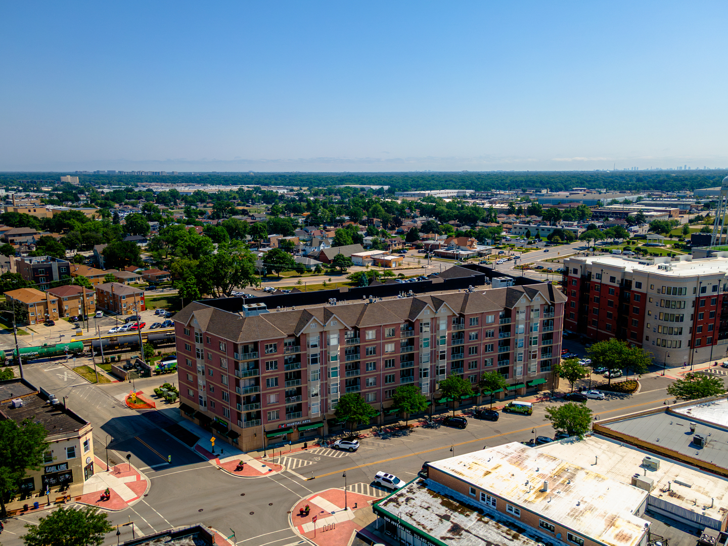 9670 Franklin Avenue #214, Franklin Park, IL 60131