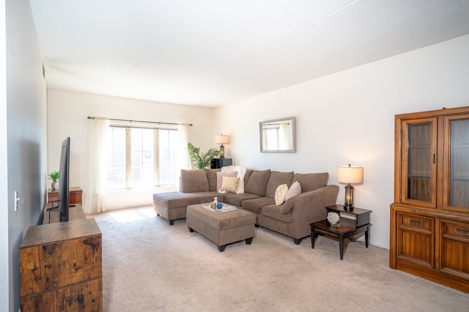 9670 Franklin Avenue #214, Franklin Park, IL 60131