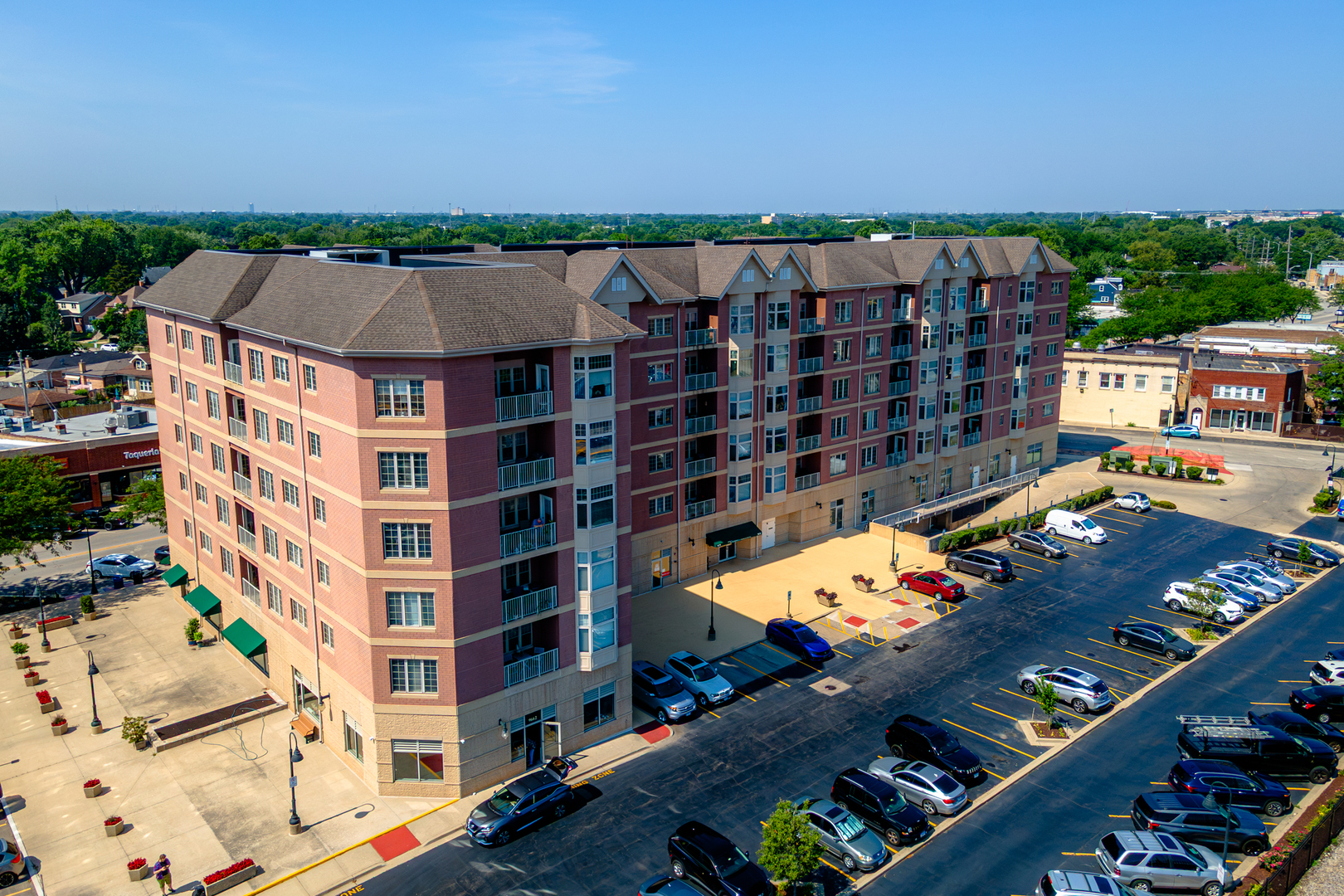 9670 Franklin Avenue #214, Franklin Park, IL 60131