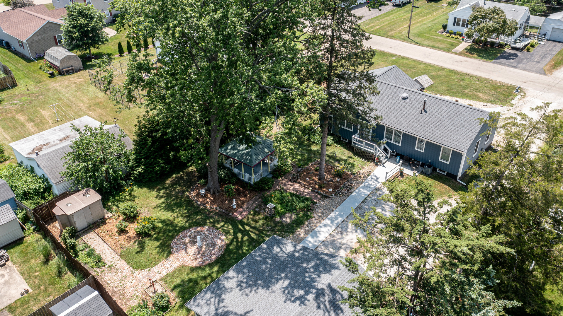 103 S Plum Street, Princeton, IL 61356