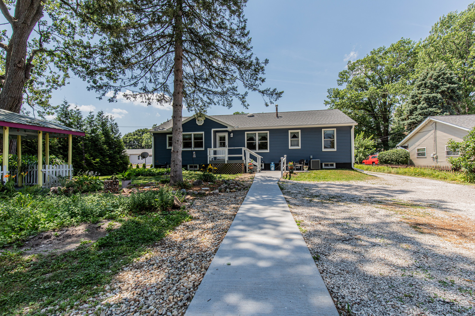 103 S Plum Street, Princeton, IL 61356