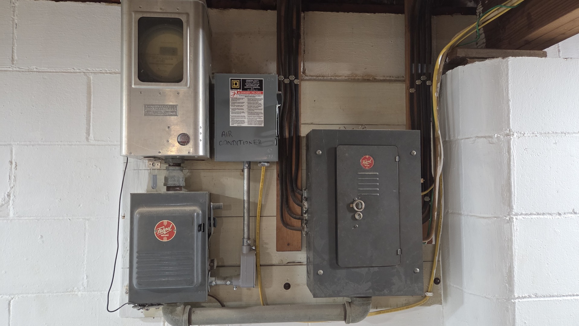 103 S Plum Street, Princeton, IL 61356