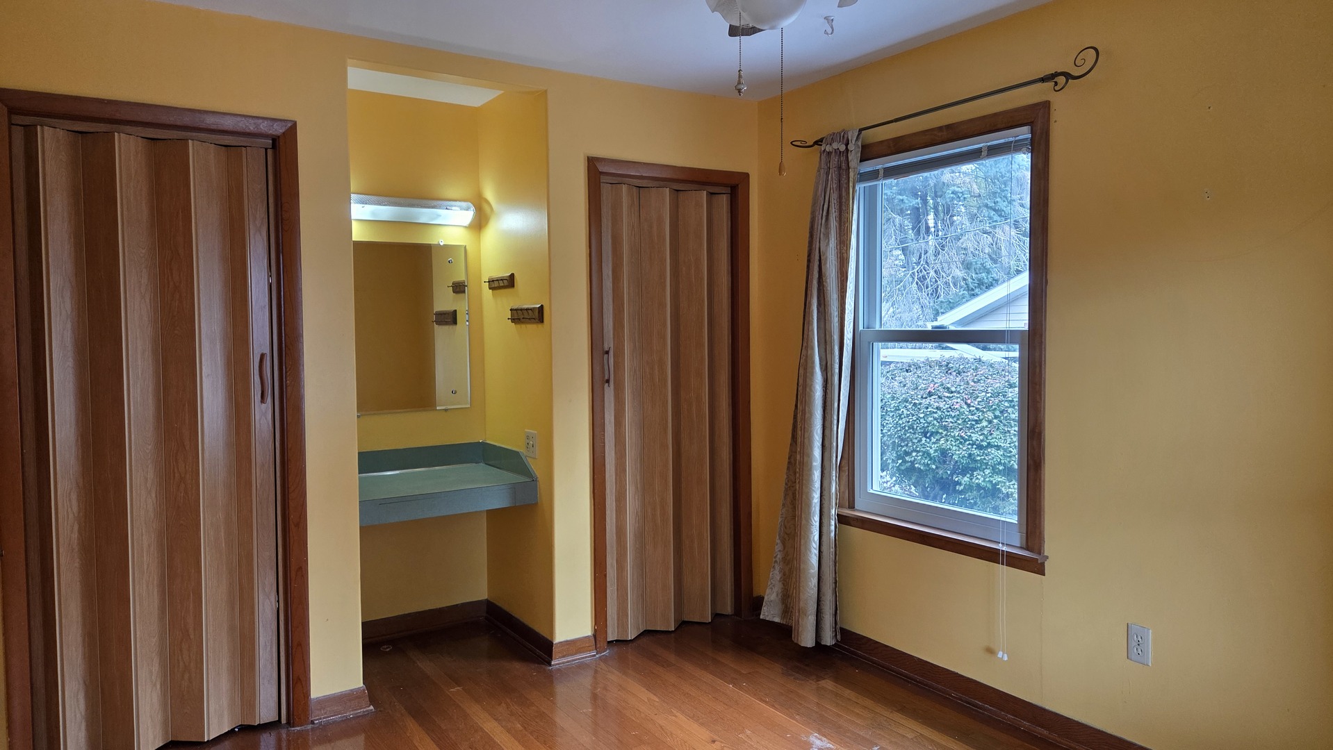 103 S Plum Street, Princeton, IL 61356