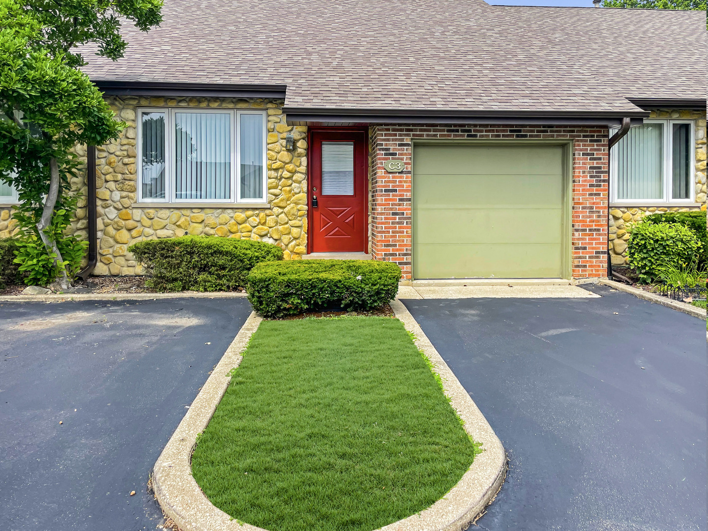 8148 W 111TH Street #C3, Palos Hills, IL 60465