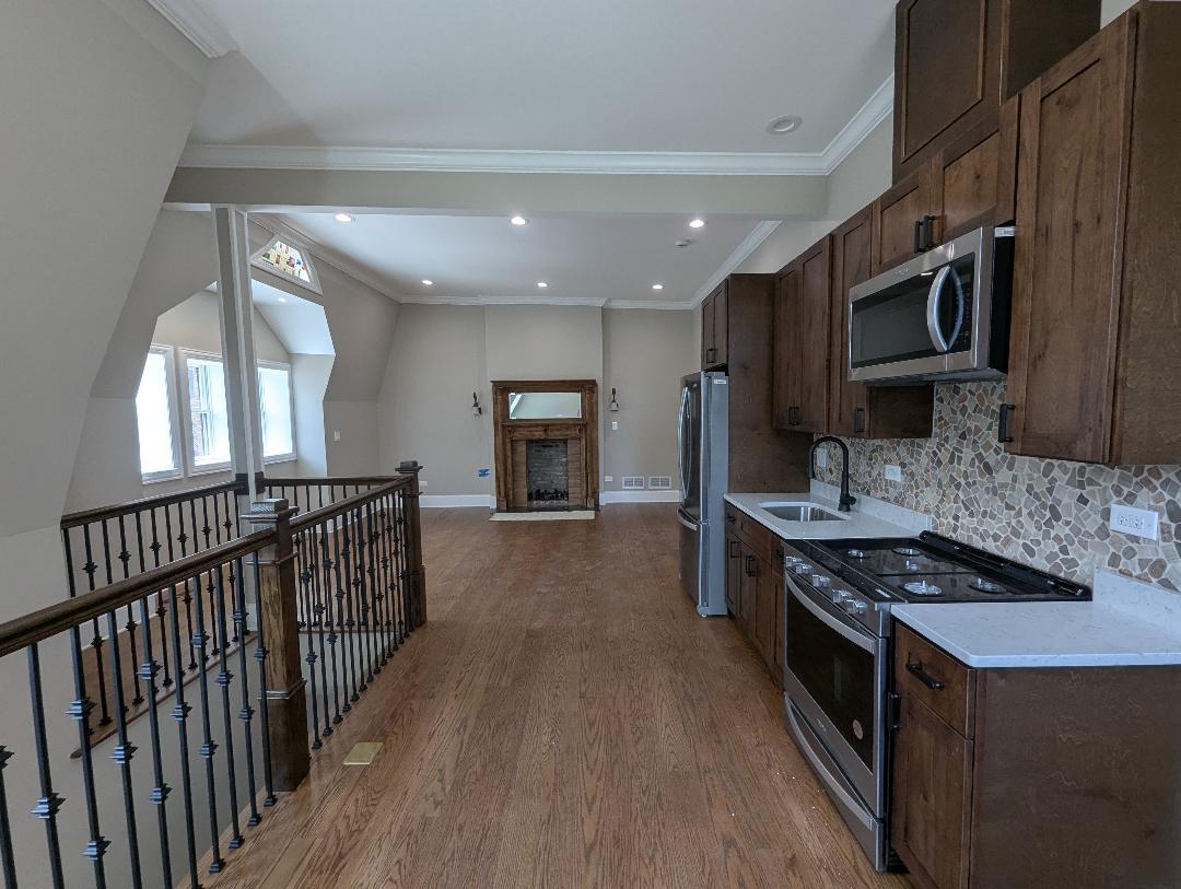 2150 W Monroe Street #2, Chicago, IL 60612