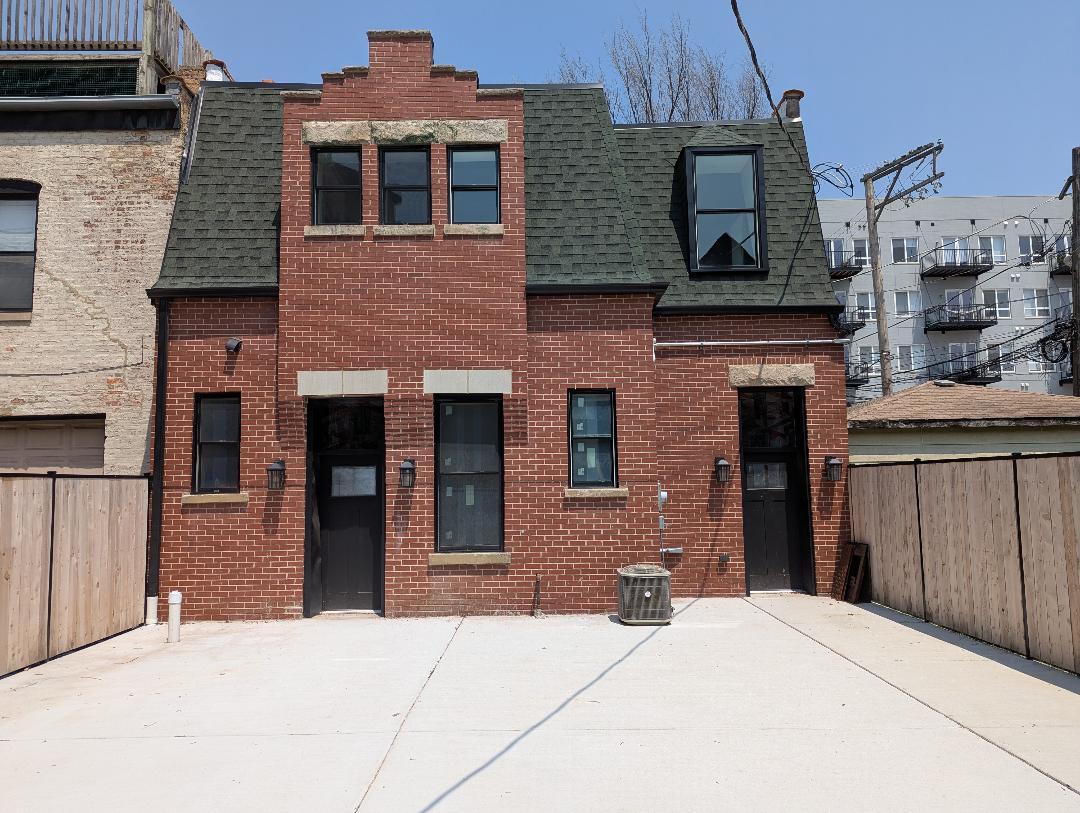 2150 W Monroe Street #2, Chicago, IL 60612