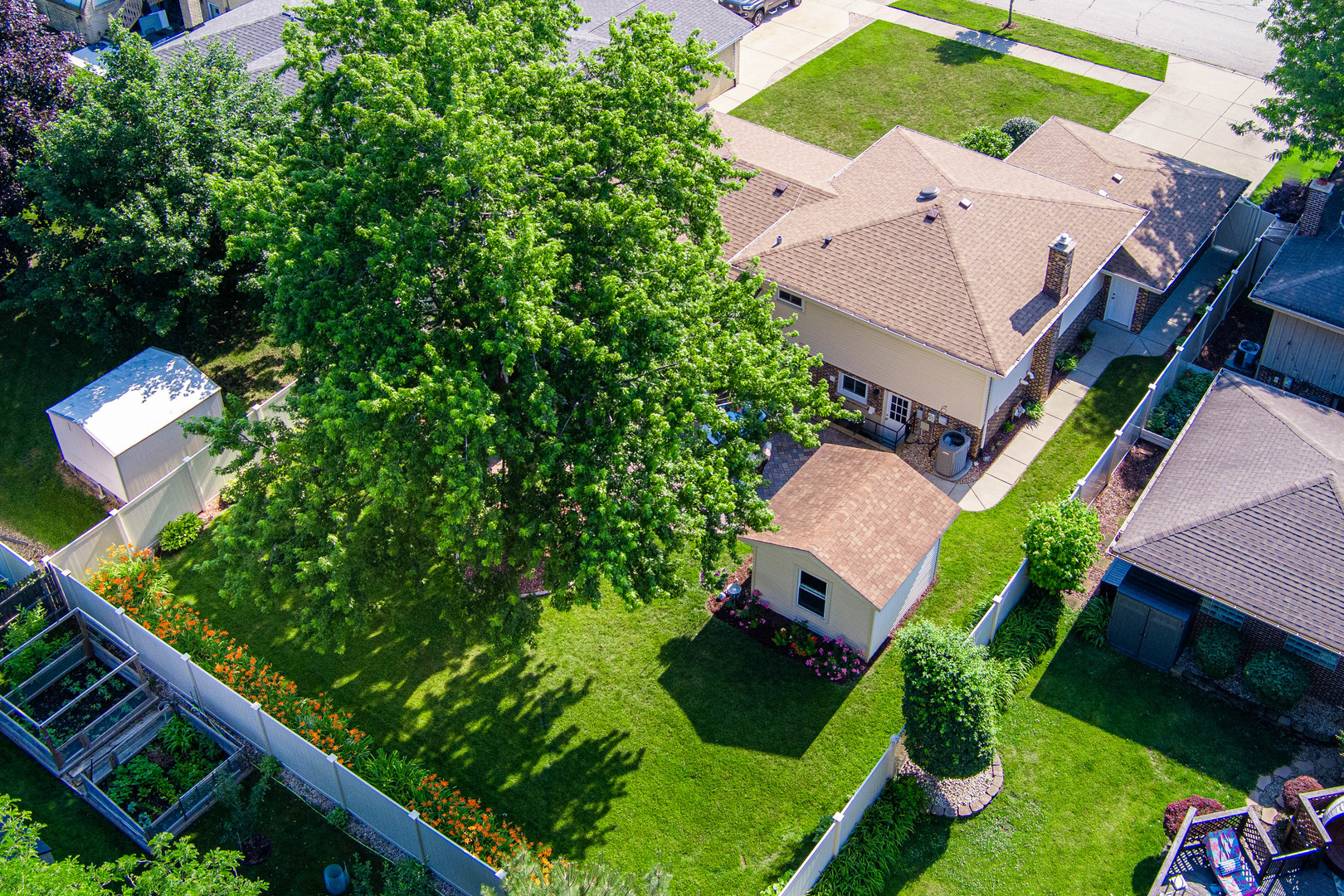 554 N Green Ridge Street, Addison, IL 60101
