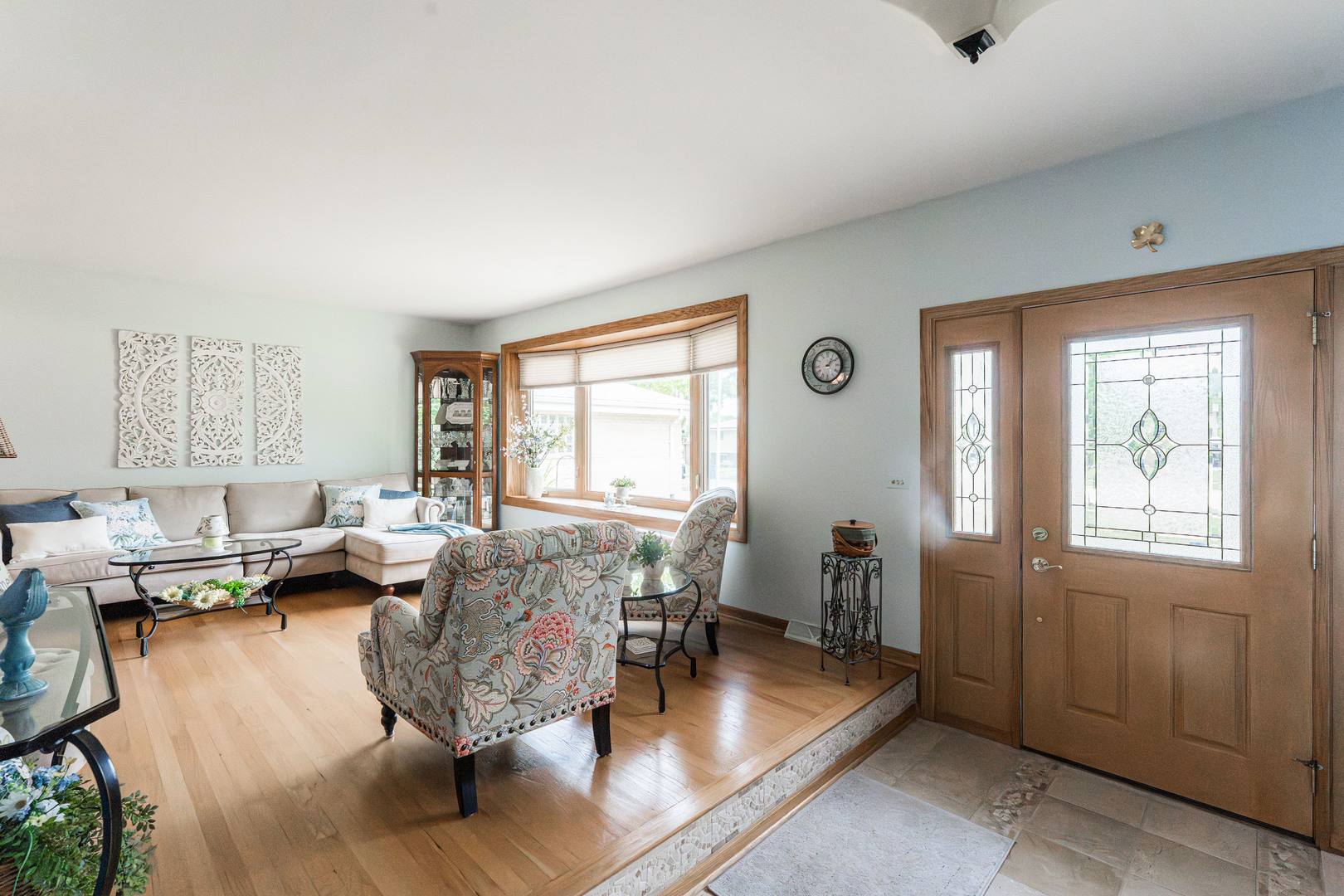 554 N Green Ridge Street, Addison, IL 60101