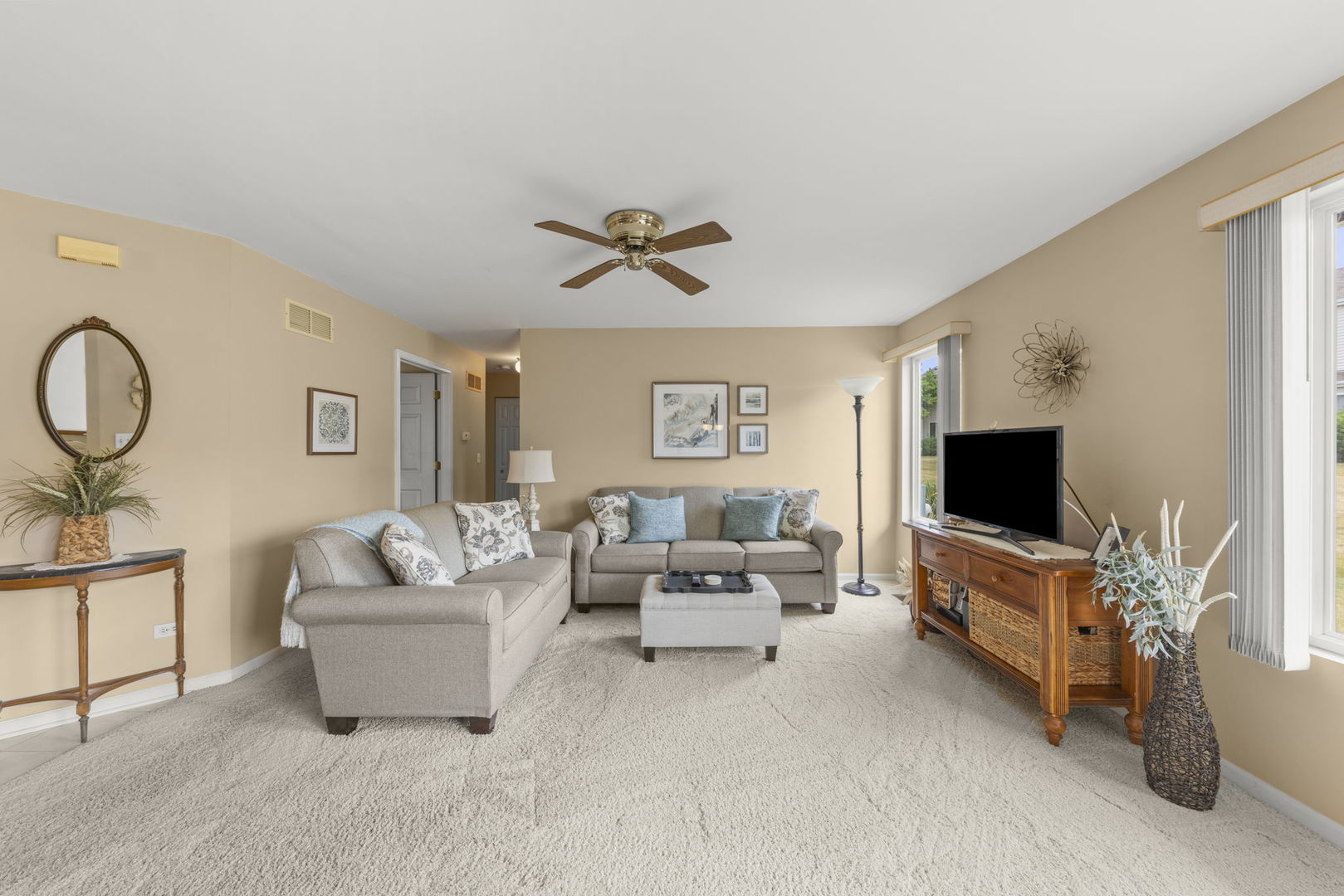 622 Springwood Drive #0, Joliet, IL 60431