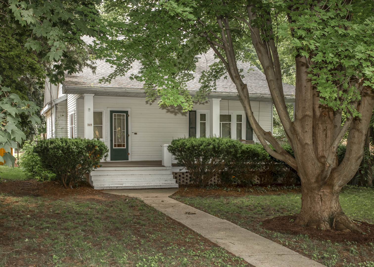 305 Main Street, Monroe Center, IL 61052