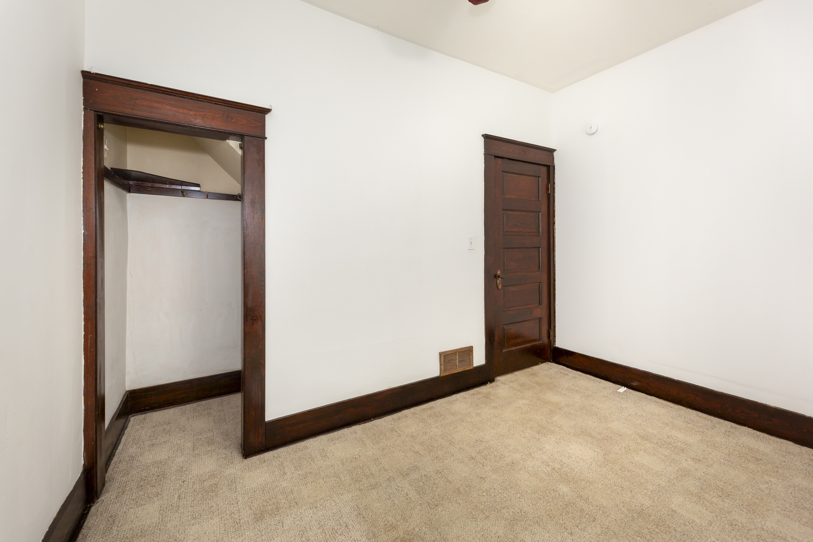 305 Main Street, Monroe Center, IL 61052