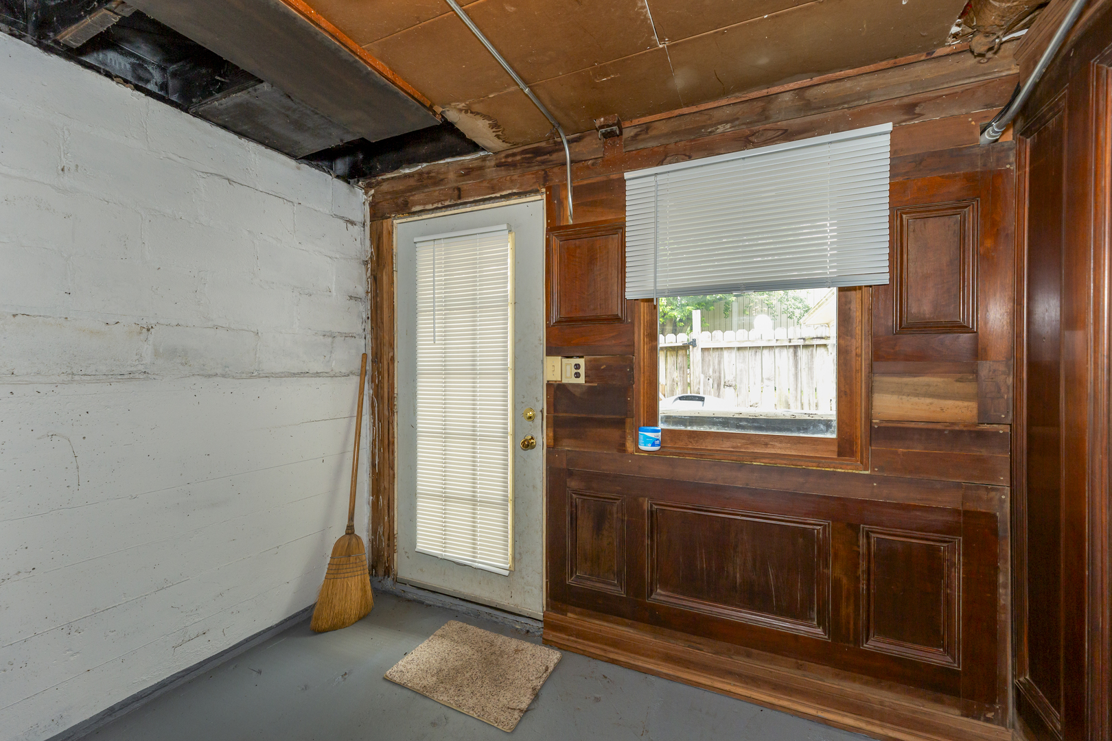 305 Main Street, Monroe Center, IL 61052