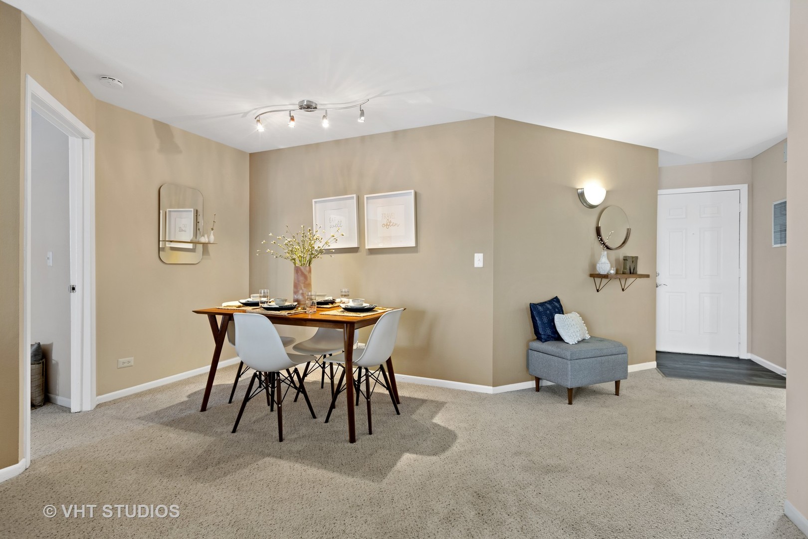 1637 Westminster Drive #110, Naperville, IL 60563
