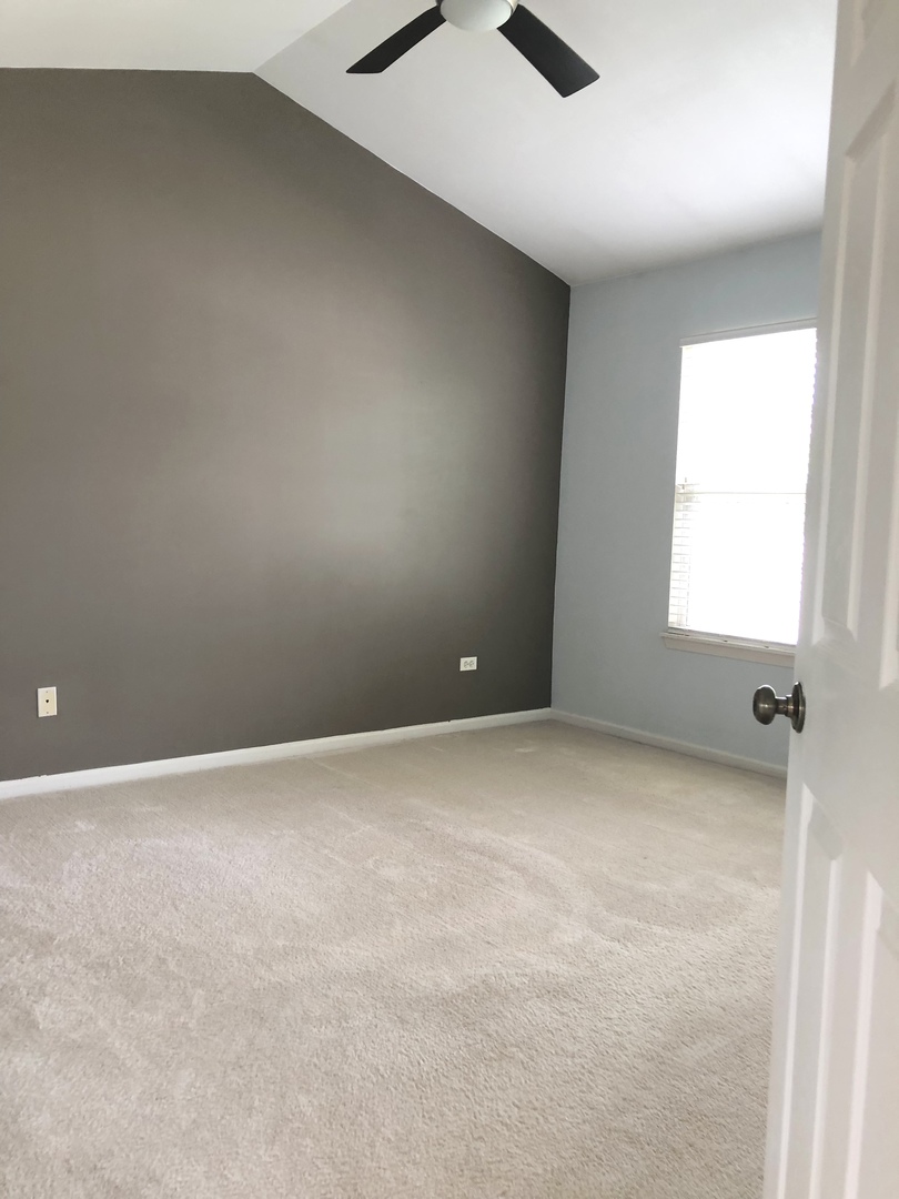 2330 Sheehan Drive, Naperville, IL 60564