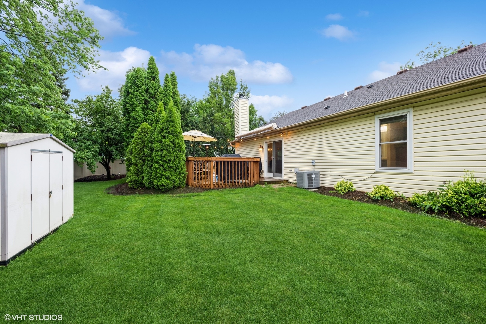 1146 Pheasant Trail, Carol Stream, IL 60188