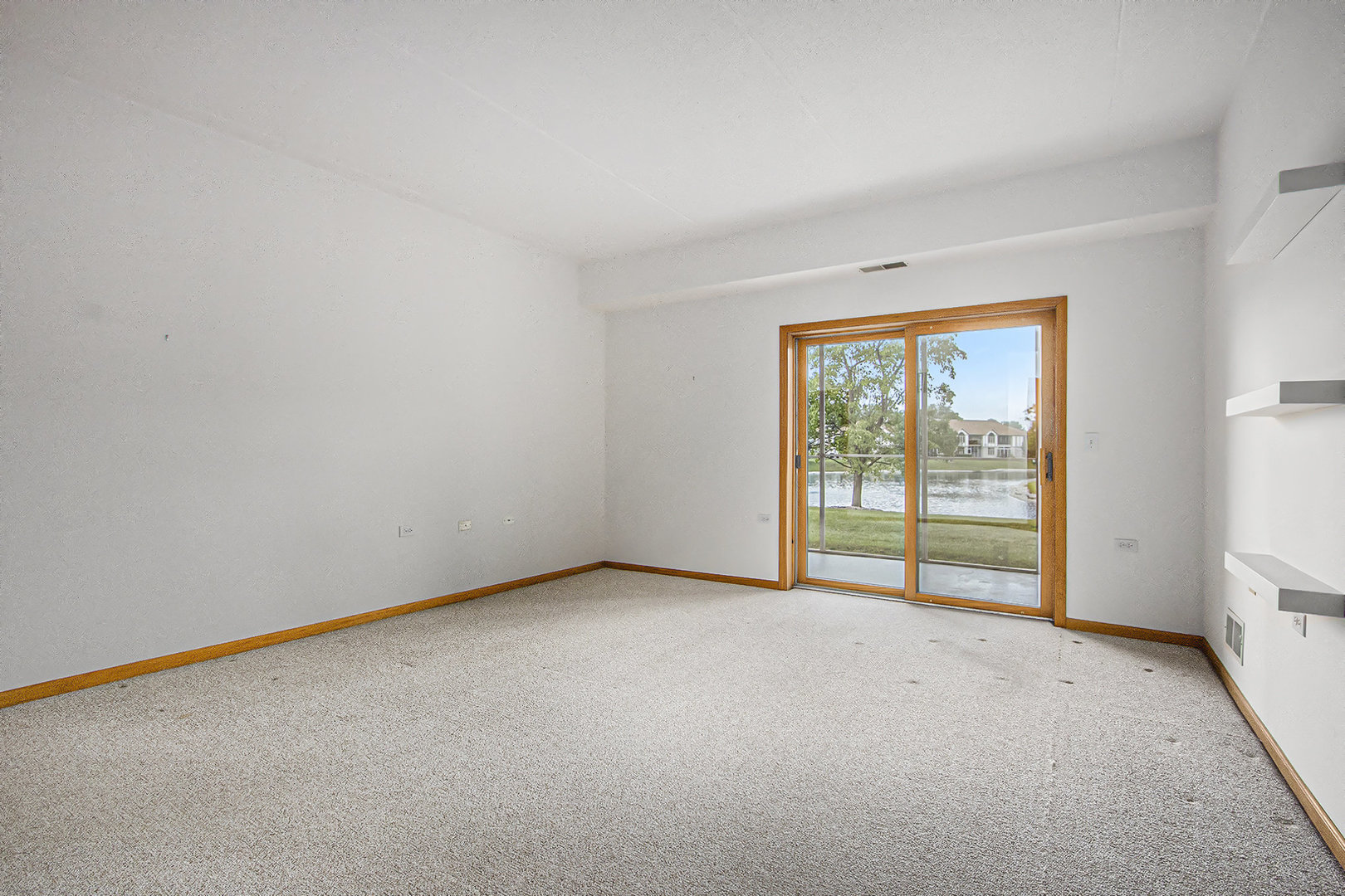 6421 Pine Trail Lane #1, Tinley Park, IL 60477