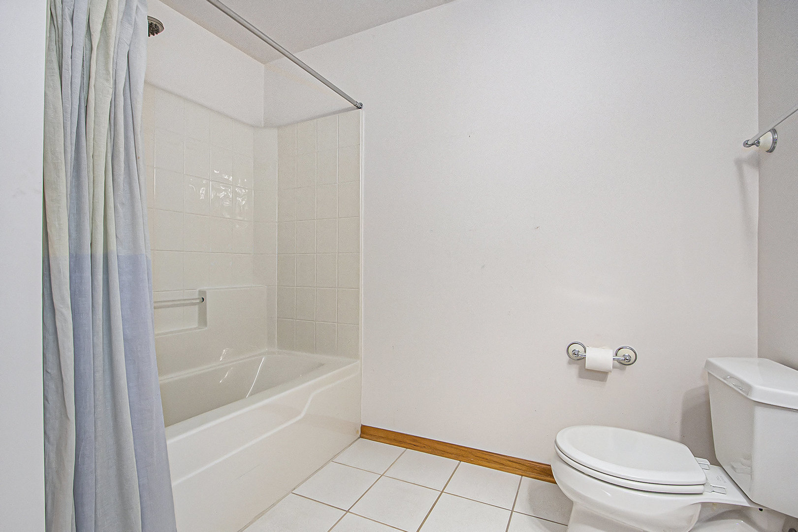 6421 Pine Trail Lane #1, Tinley Park, IL 60477