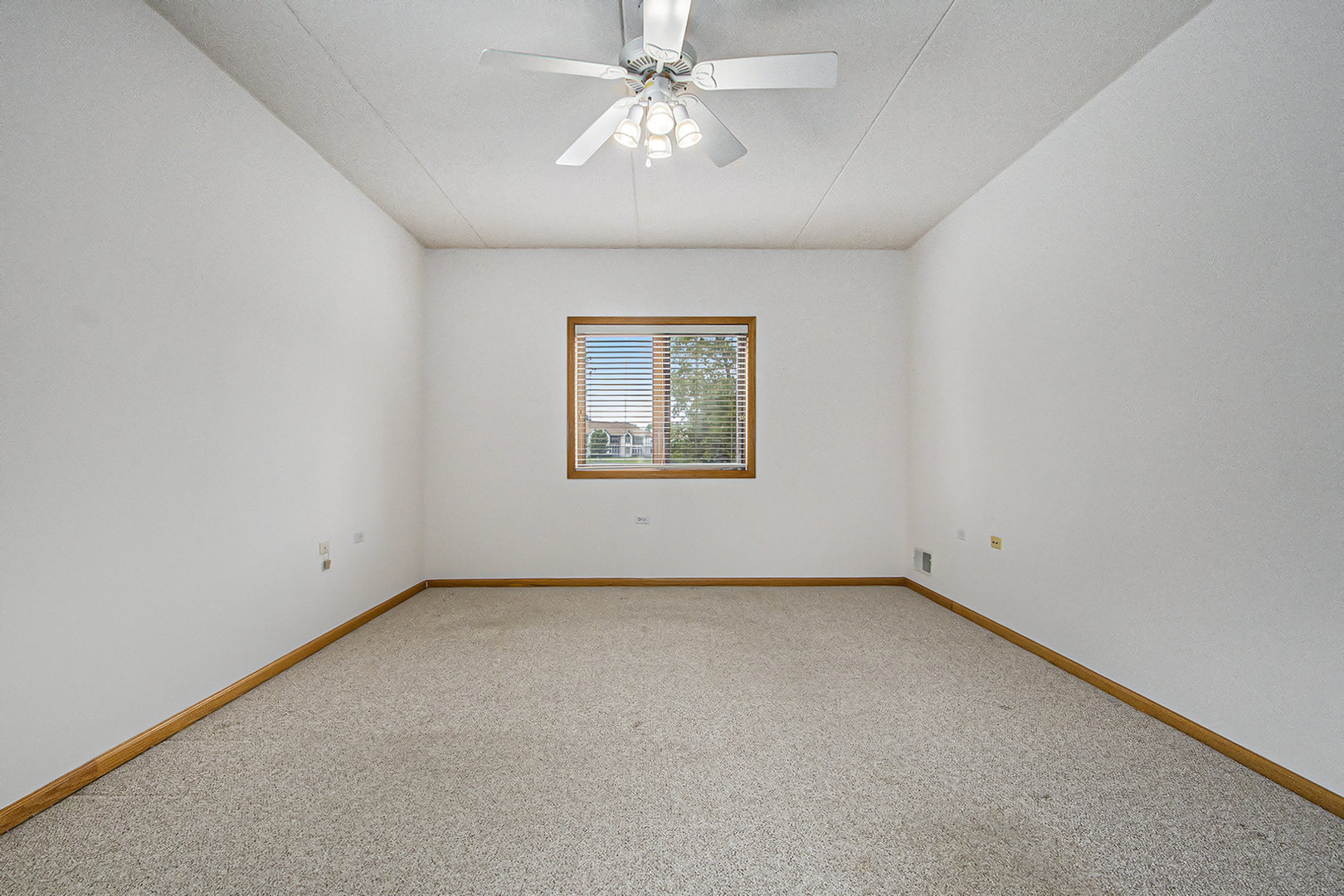 6421 Pine Trail Lane #1, Tinley Park, IL 60477