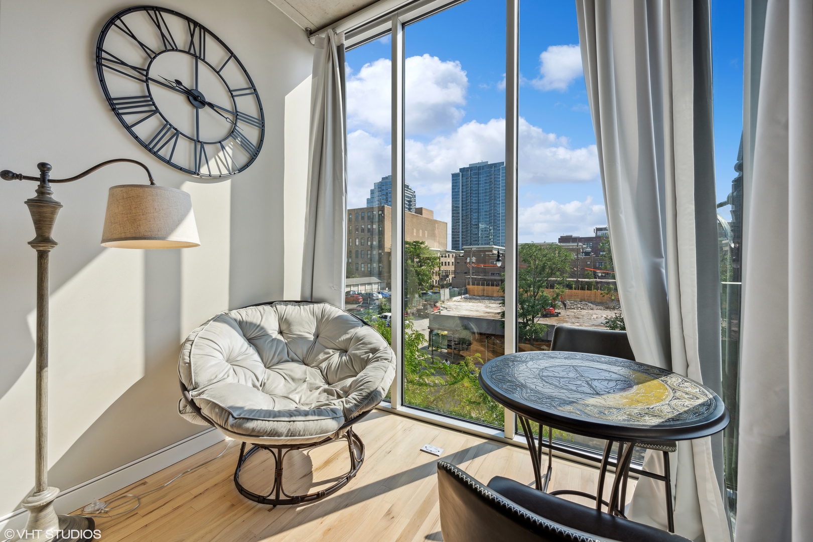 1720 S Michigan Avenue #305, Chicago, IL 60616