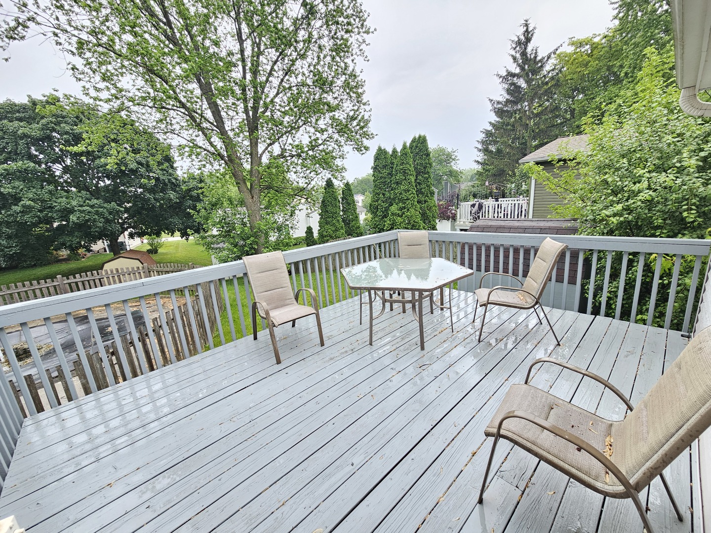571 White Birch Road, Lindenhurst, IL 60046
