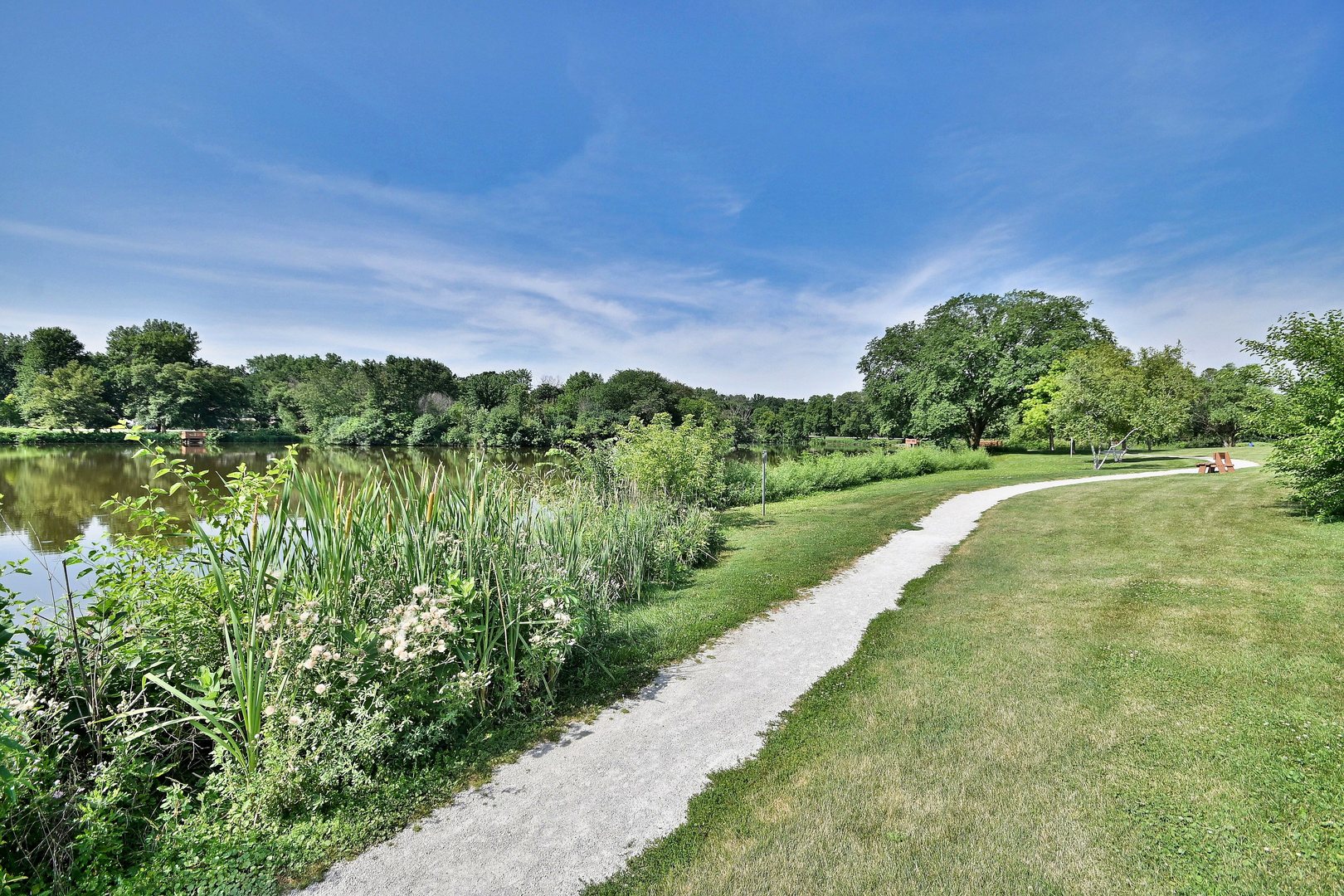 16W611 87th Street, Willowbrook, IL 60527