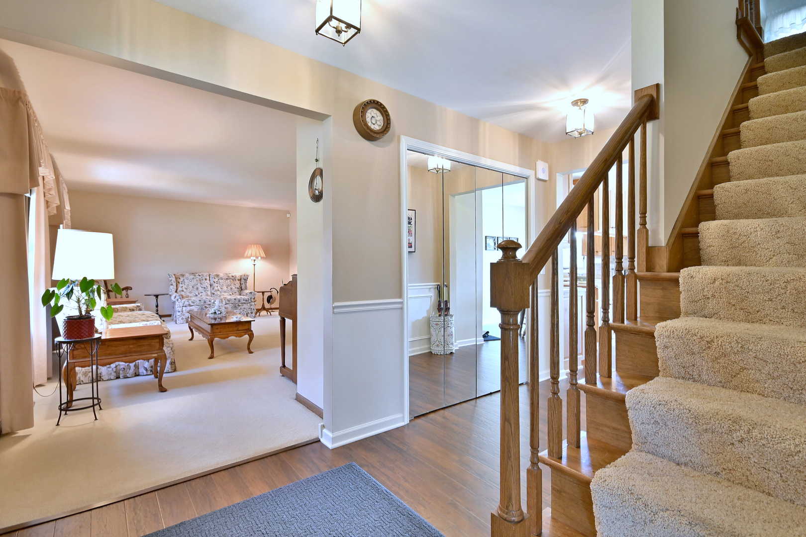 16W611 87th Street, Willowbrook, IL 60527