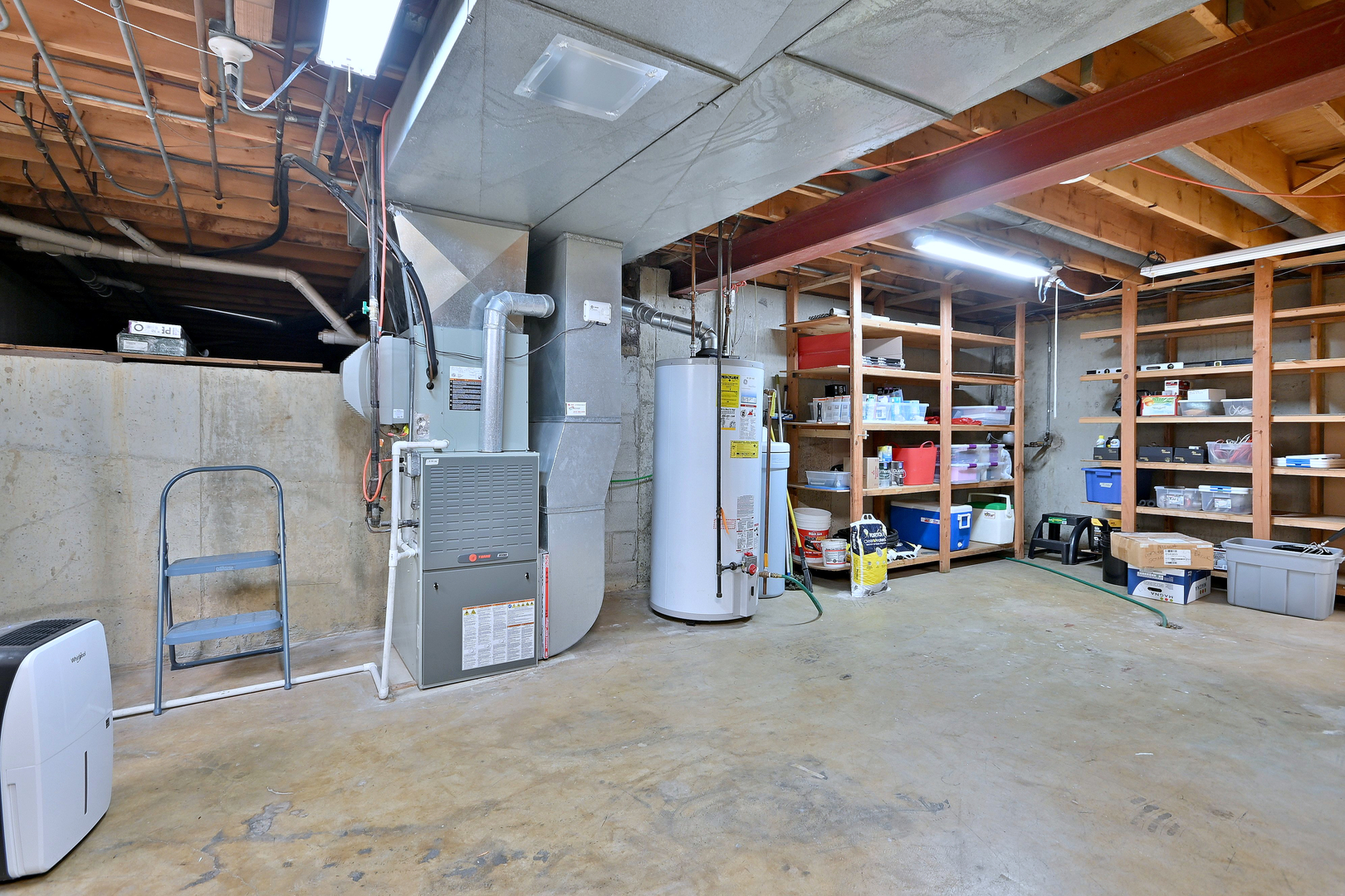 16W611 87th Street, Willowbrook, IL 60527