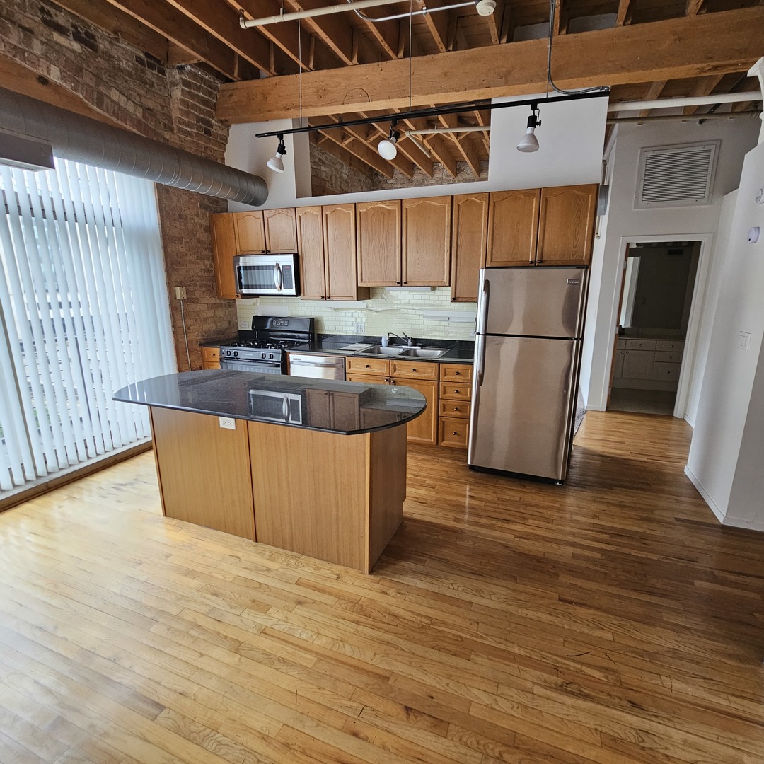 420 S CLINTON Street #607, Chicago, IL 60607