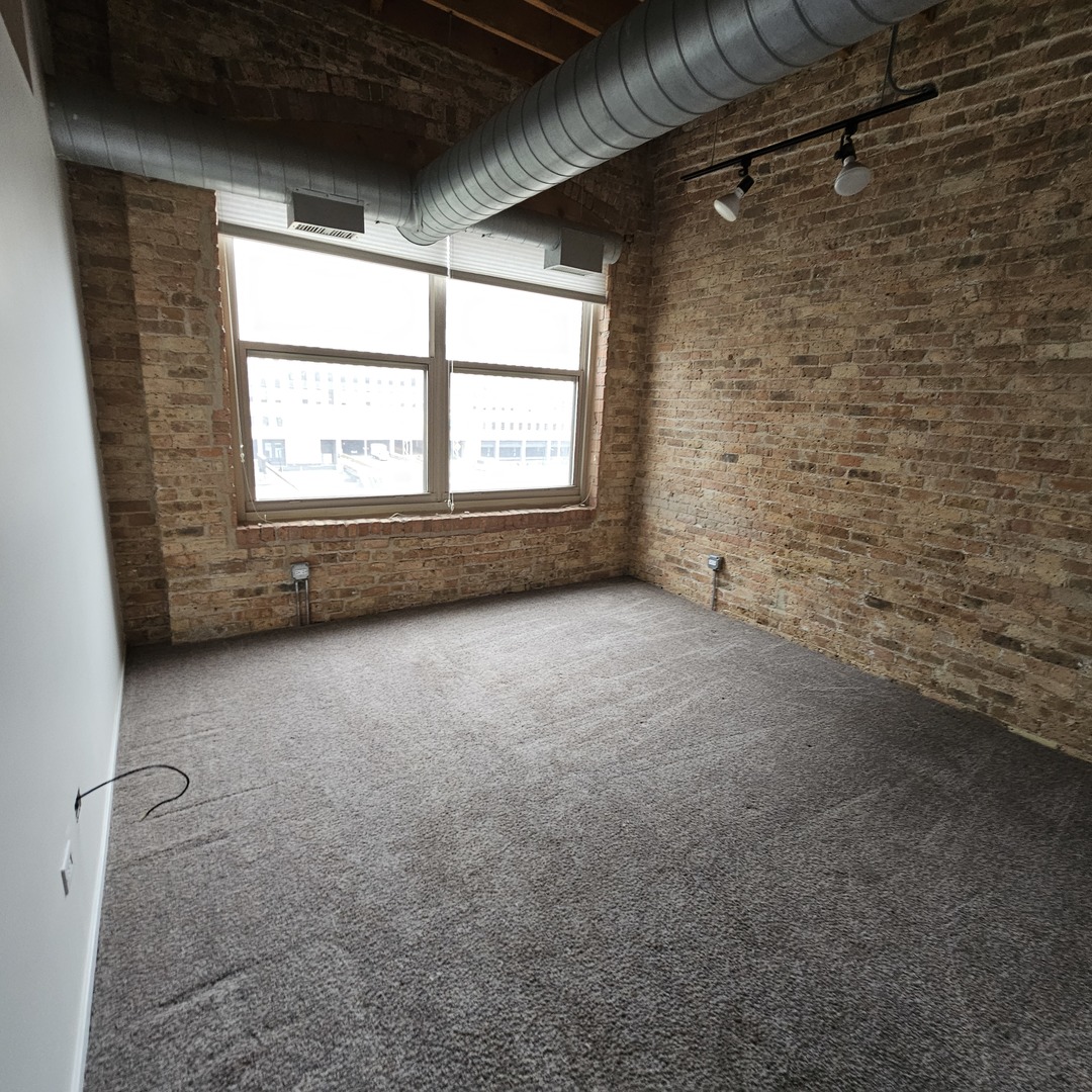 420 S CLINTON Street #607, Chicago, IL 60607