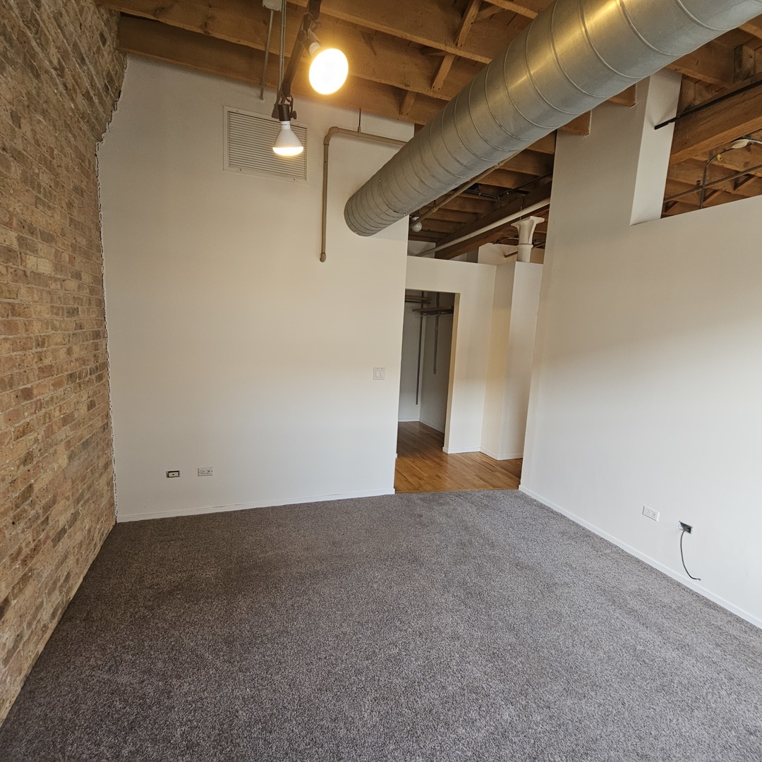 420 S CLINTON Street #607, Chicago, IL 60607