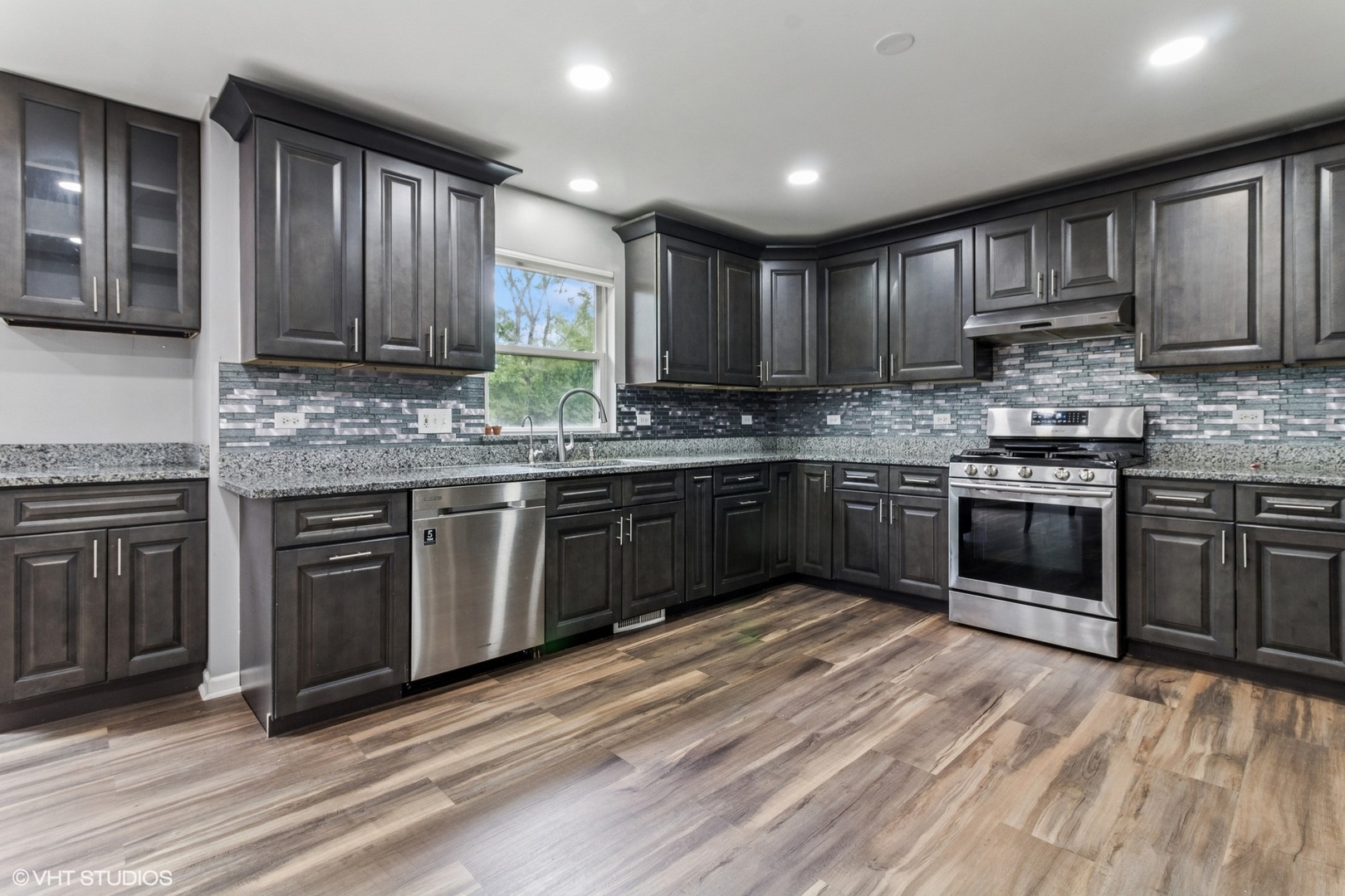 1110 Natalie Drive, West Chicago, IL 60185