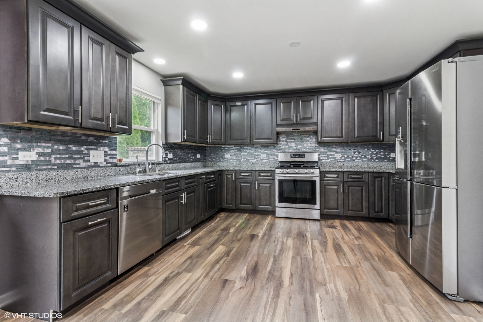 1110 Natalie Drive, West Chicago, IL 60185