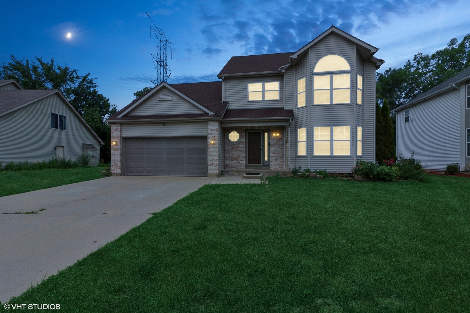 1110 Natalie Drive, West Chicago, IL 60185