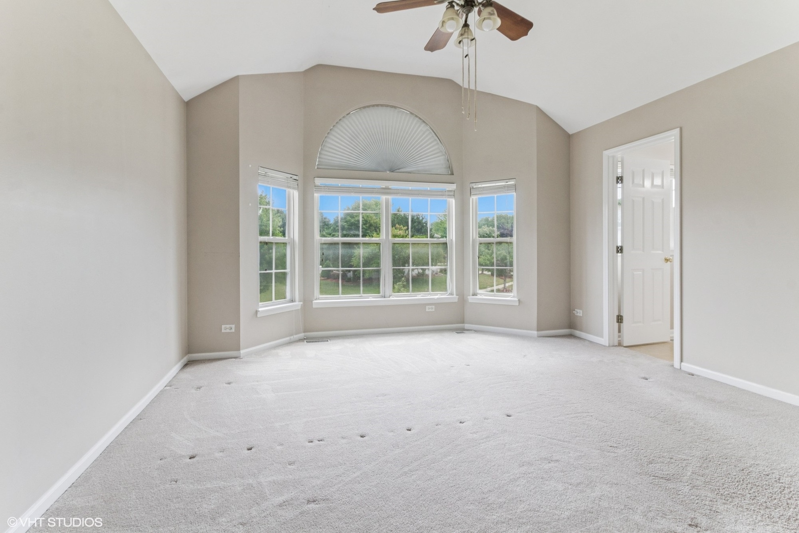 1110 Natalie Drive, West Chicago, IL 60185