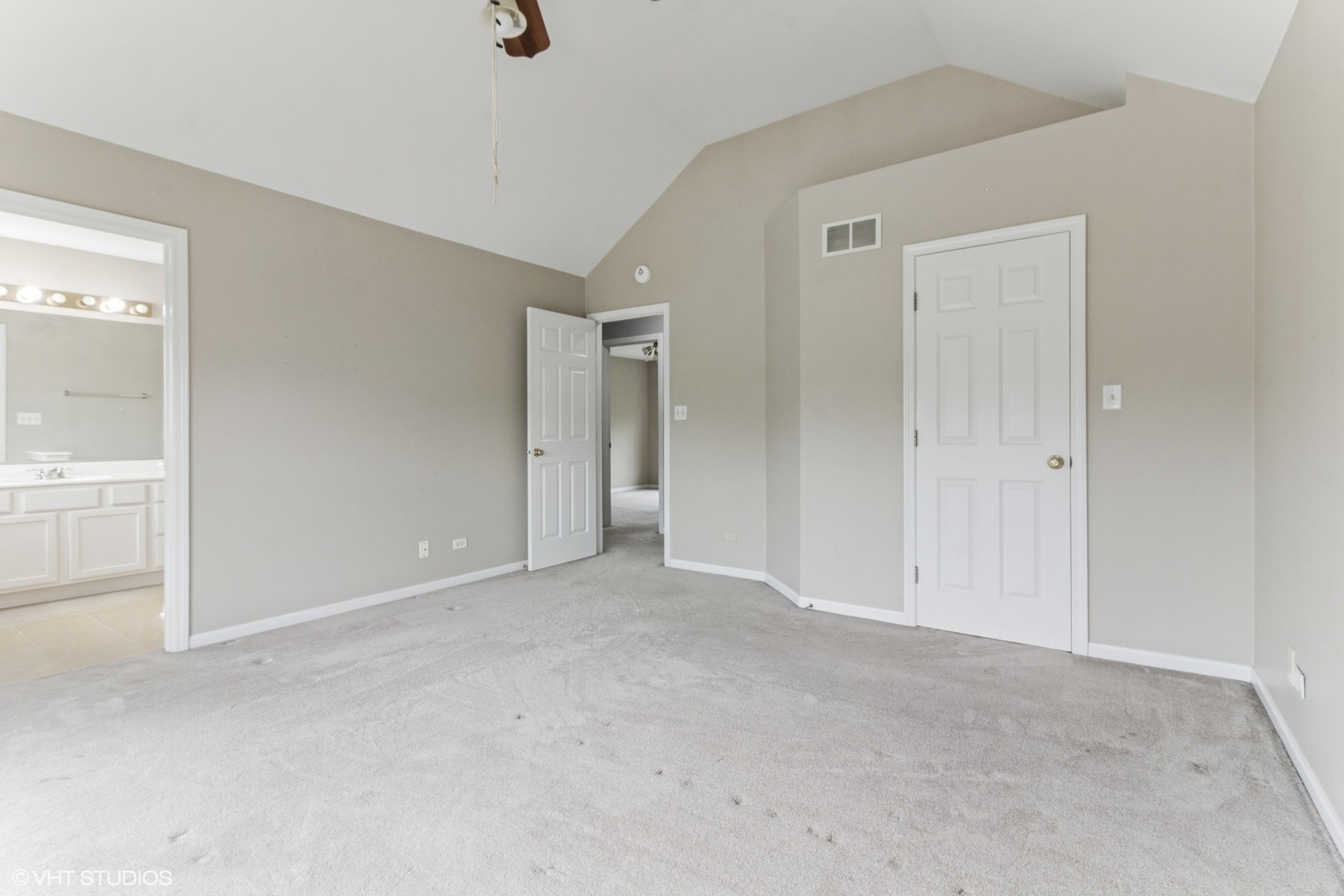 1110 Natalie Drive, West Chicago, IL 60185
