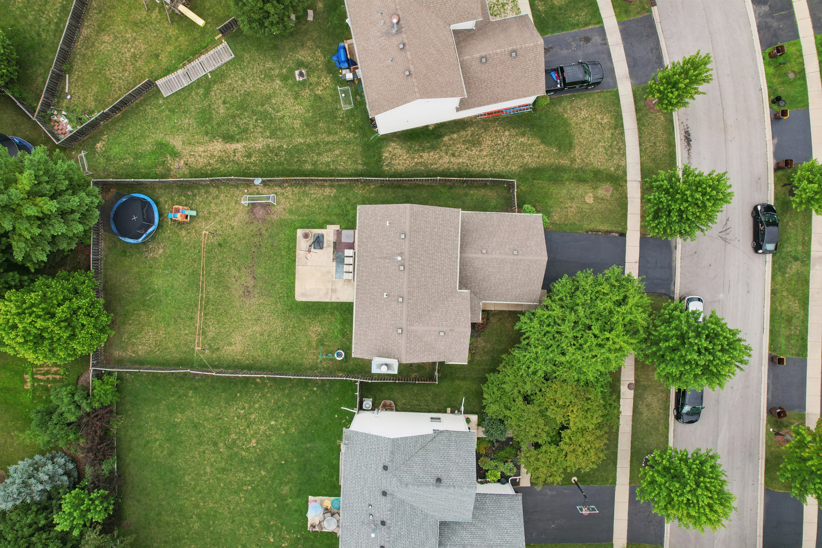 260 Breckenridge Drive, Gilberts, IL 60136