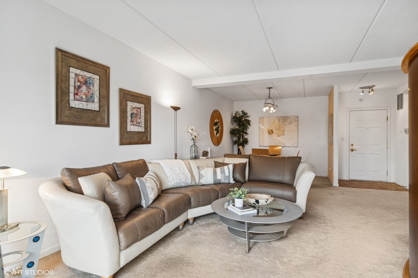 100 N Milwaukee Avenue #501, Wheeling, IL 60090